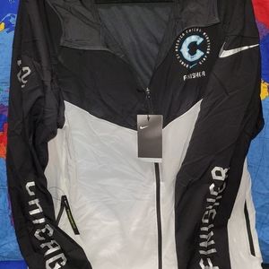 Nike Windrunner Chicago Finisher Running Jacket